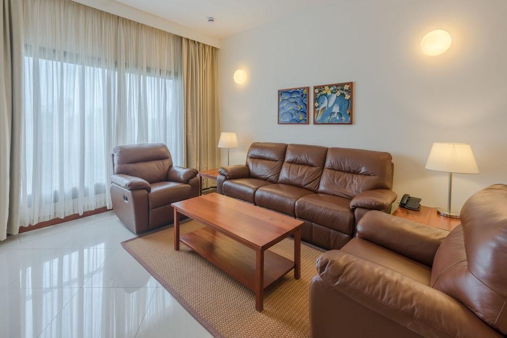 Sea Cliff Court Hotel & Luxury Apartments Dar es Salaam Exterior foto