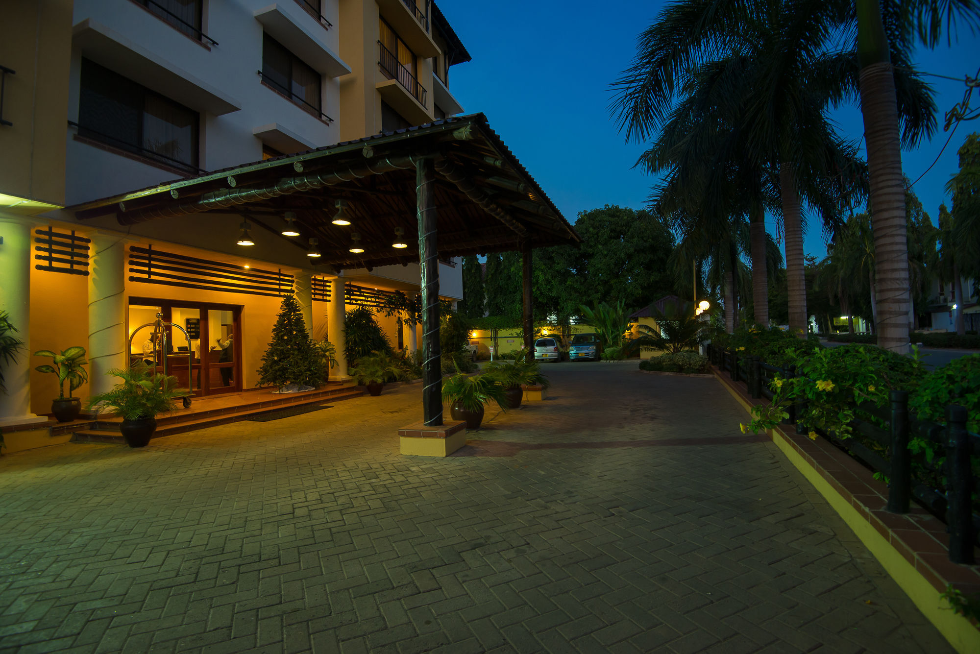 Sea Cliff Court Hotel & Luxury Apartments Dar es Salaam Exterior foto