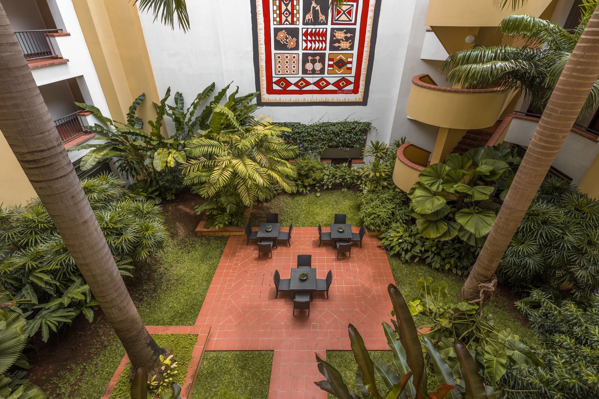 Sea Cliff Court Hotel & Luxury Apartments Dar es Salaam Exterior foto